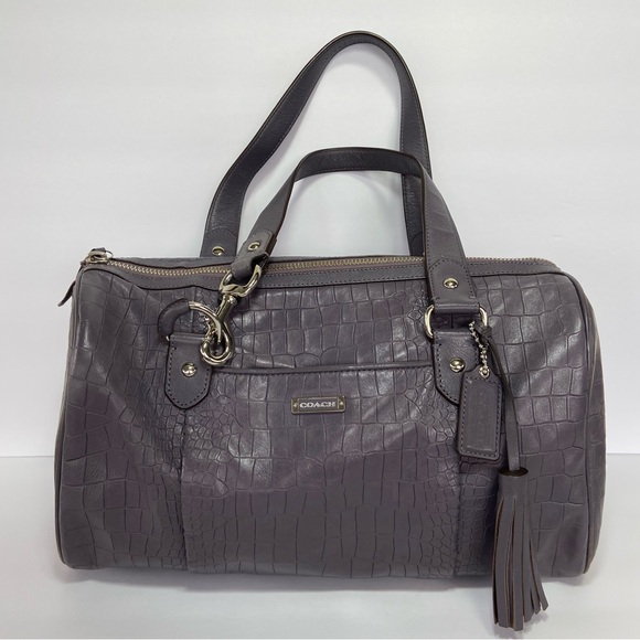 Coach Handbags - Coach Avery Leather Satchel Shoulder Bag F26123